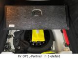 Opel Astra bei Reisemobile.expert - Abbildung (14 / 15)