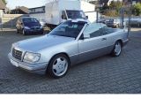 Mercedes-Benz E-Klasse bei Reisemobile.expert - Abbildung (4 / 15) Mercedes-Benz E-Klasse bei Reisemobile.expert - Abbildung (4 / 15)