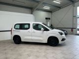 Opel Combo bei Reisemobile.expert - Abbildung (4 / 15)