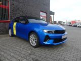 Opel Astra bei Reisemobile.expert - Abbildung (3 / 15)
