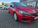 Opel Astra bei Reisemobile.expert - Abbildung (2 / 15)