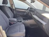 VW Golf VIII bei Reisemobile.expert - Abbildung (14 / 15)