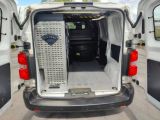 Opel Vivaro bei Reisemobile.expert - Abbildung (8 / 11)