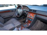 Mercedes-Benz E 300T 4-MATIC bei Reisemobile.expert - Abbildung (5 / 15)