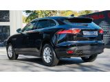 Jaguar F-Pace bei Reisemobile.expert - Abbildung (2 / 15)