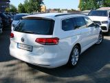 VW Passat bei Reisemobile.expert - Abbildung (3 / 15)