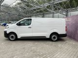 Opel Vivaro bei Reisemobile.expert - Abbildung (6 / 15)