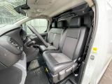 Opel Vivaro bei Reisemobile.expert - Abbildung (8 / 15)