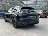 Porsche Cayenne bei Reisemobile.expert - Abbildung (3 / 15)