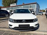 VW Tiguan bei Reisemobile.expert - Abbildung (2 / 15)