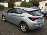 Opel Astra bei Reisemobile.expert - Abbildung (2 / 15)