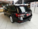 Skoda Superb bei Reisemobile.expert - Abbildung (3 / 15)