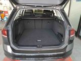VW Passat bei Reisemobile.expert - Abbildung (9 / 12)