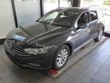 VW Passat bei Reisemobile.expert - Abbildung (2 / 12)