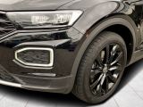 VW T-Roc bei Reisemobile.expert - Abbildung (8 / 15) VW T-Roc bei Reisemobile.expert - Abbildung (8 / 15)
