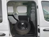 VW Caddy bei Reisemobile.expert - Abbildung (12 / 15)