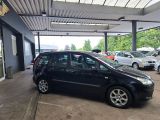 Ford C-MAX bei Reisemobile.expert - Abbildung (7 / 15) Ford C-MAX bei Reisemobile.expert - Abbildung (7 / 15)