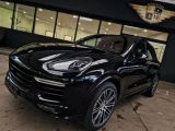 Porsche Cayenne bei Reisemobile.expert - Abbildung (3 / 15)