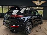 Porsche Cayenne bei Reisemobile.expert - Abbildung (6 / 15)