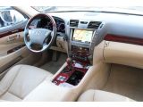 Lexus LS bei Reisemobile.expert - Abbildung (15 / 15)