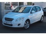 Kia Ceed bei Reisemobile.expert - Abbildung (2 / 15)
