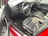 Opel Astra bei Reisemobile.expert - Abbildung (9 / 12)