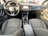 Opel Astra bei Reisemobile.expert - Abbildung (8 / 12)
