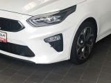 Kia Ceed bei Reisemobile.expert - Abbildung (2 / 15)