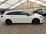 Opel Astra bei Reisemobile.expert - Abbildung (4 / 15)