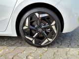 Opel Astra bei Reisemobile.expert - Abbildung (9 / 15)