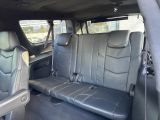 Cadillac Escalade bei Reisemobile.expert - Abbildung (13 / 14)