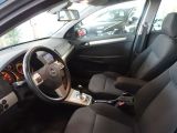 Opel Astra bei Reisemobile.expert - Abbildung (12 / 15)