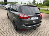 Ford C-MAX bei Reisemobile.expert - Abbildung (7 / 15)