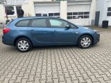 Opel Astra bei Reisemobile.expert - Abbildung (6 / 15)