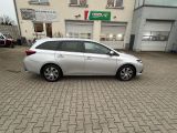 Toyota Auris Touring Sports bei Reisemobile.expert - Abbildung (2 / 15)