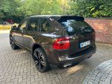 Porsche Cayenne bei Reisemobile.expert - Abbildung (4 / 8)