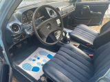 Mercedes-Benz 240 bei Reisemobile.expert - Abbildung (13 / 15)