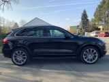 Porsche Cayenne bei Reisemobile.expert - Abbildung (2 / 15)