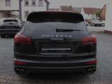 Porsche Cayenne bei Reisemobile.expert - Abbildung (12 / 15)