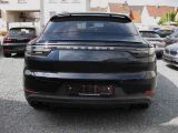 Porsche Cayenne bei Reisemobile.expert - Abbildung (4 / 15)