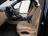 Porsche Cayenne bei Reisemobile.expert - Abbildung (8 / 15)