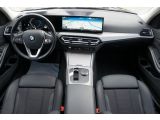 BMW 3er bei Reisemobile.expert - Abbildung (14 / 15) BMW 3er bei Reisemobile.expert - Abbildung (14 / 15)