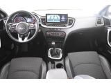 Kia Ceed bei Reisemobile.expert - Abbildung (2 / 15)
