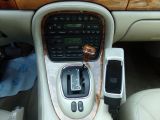 Jaguar XJ bei Reisemobile.expert - Abbildung (11 / 15)
