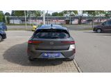 Opel Astra bei Reisemobile.expert - Abbildung (6 / 12)