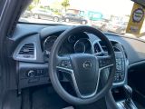 Opel Astra bei Reisemobile.expert - Abbildung (11 / 15)