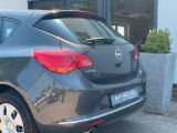 Opel Astra bei Reisemobile.expert - Abbildung (4 / 15)