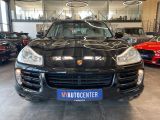 Porsche Cayenne bei Reisemobile.expert - Abbildung (2 / 15)