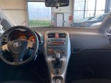 Toyota Auris bei Reisemobile.expert - Abbildung (12 / 15)