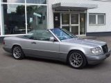 Mercedes-Benz E 220 Cabrio W124 Final Edition Automatik bei Reisemobile.expert - Abbildung (4 / 15)